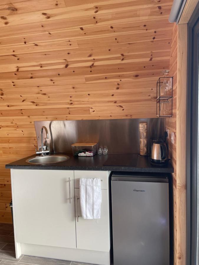Little Meadow Pods With Hot Tub Camping